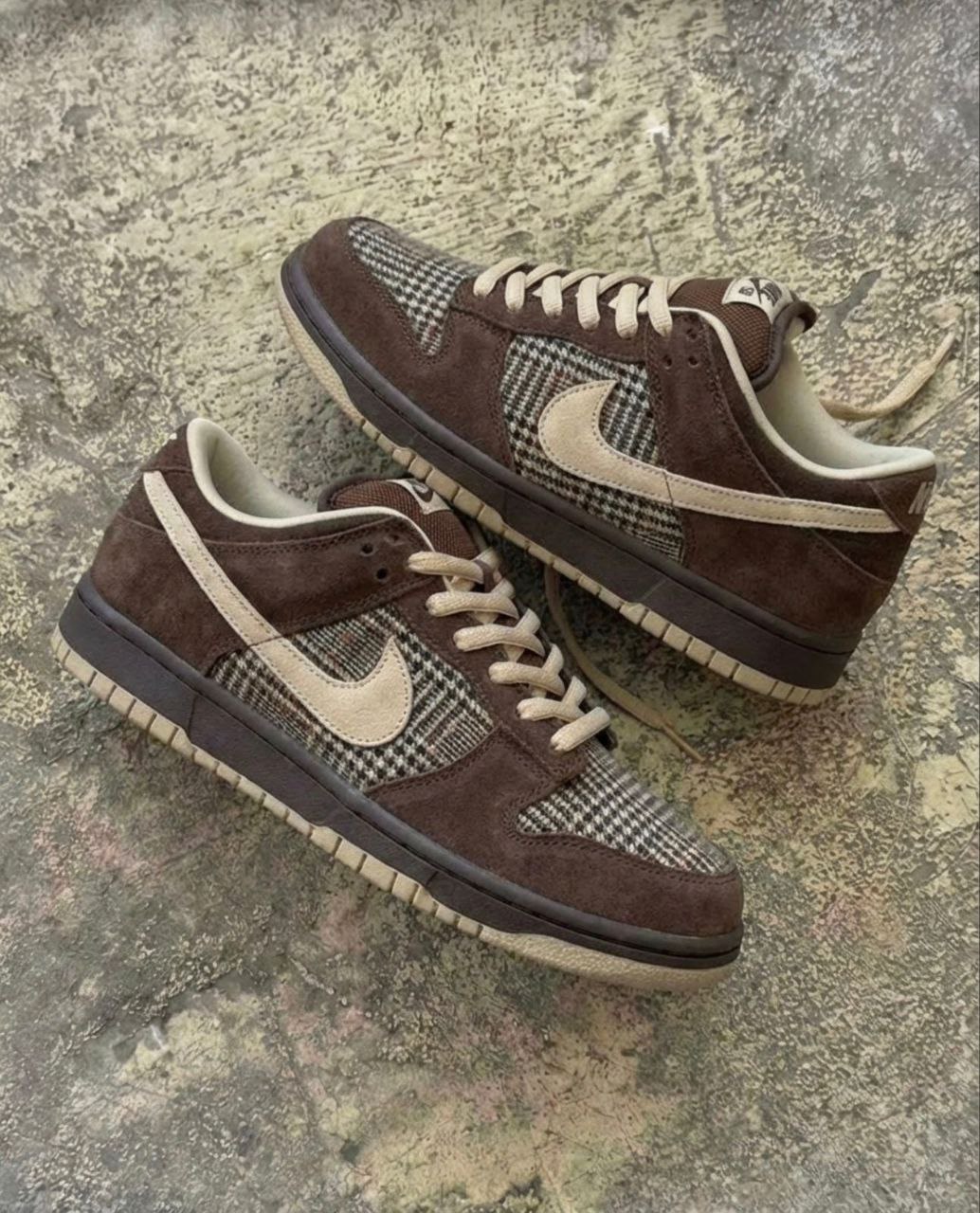 фото весенние женские кроссовки оптом