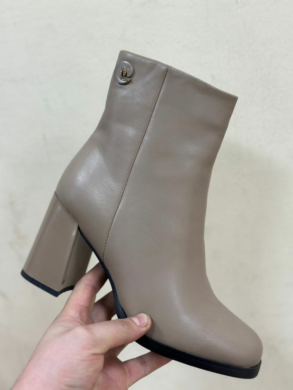 фото зимние женские ботинки оптом от производителя