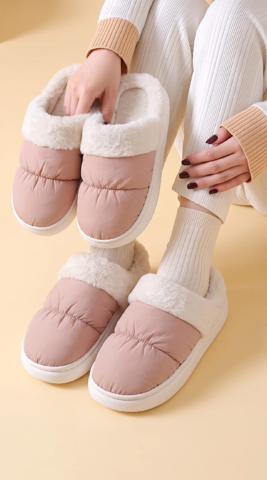 фото женские зимние домашние тапочки с мехом 859458 оптом