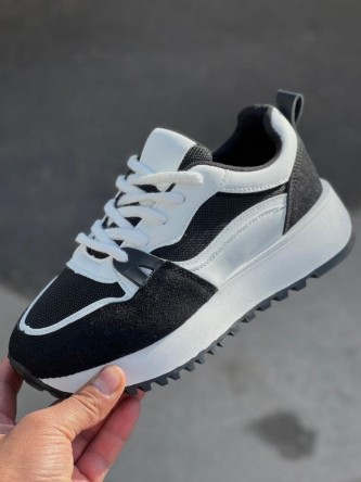 фото весенние женские кроссовки оптом