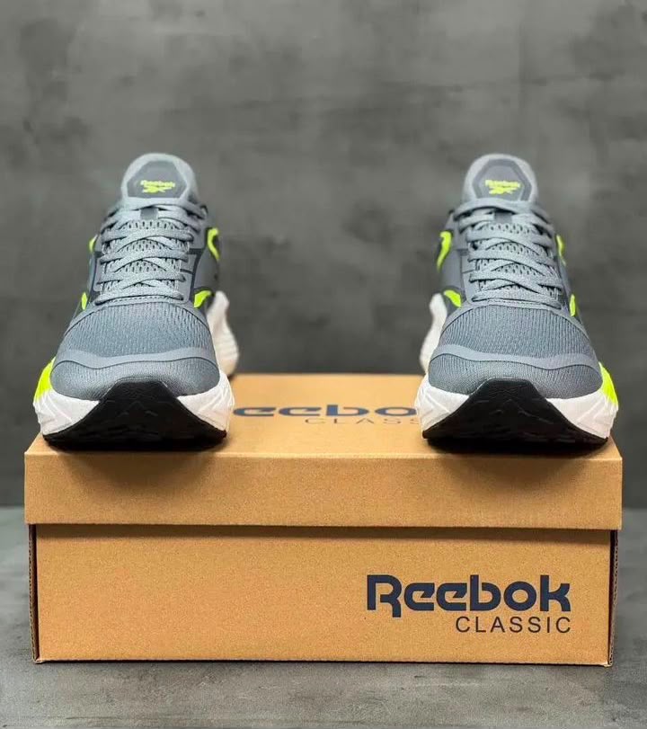 фото мужские осенние кроссовки reebok classic 689126 оптом