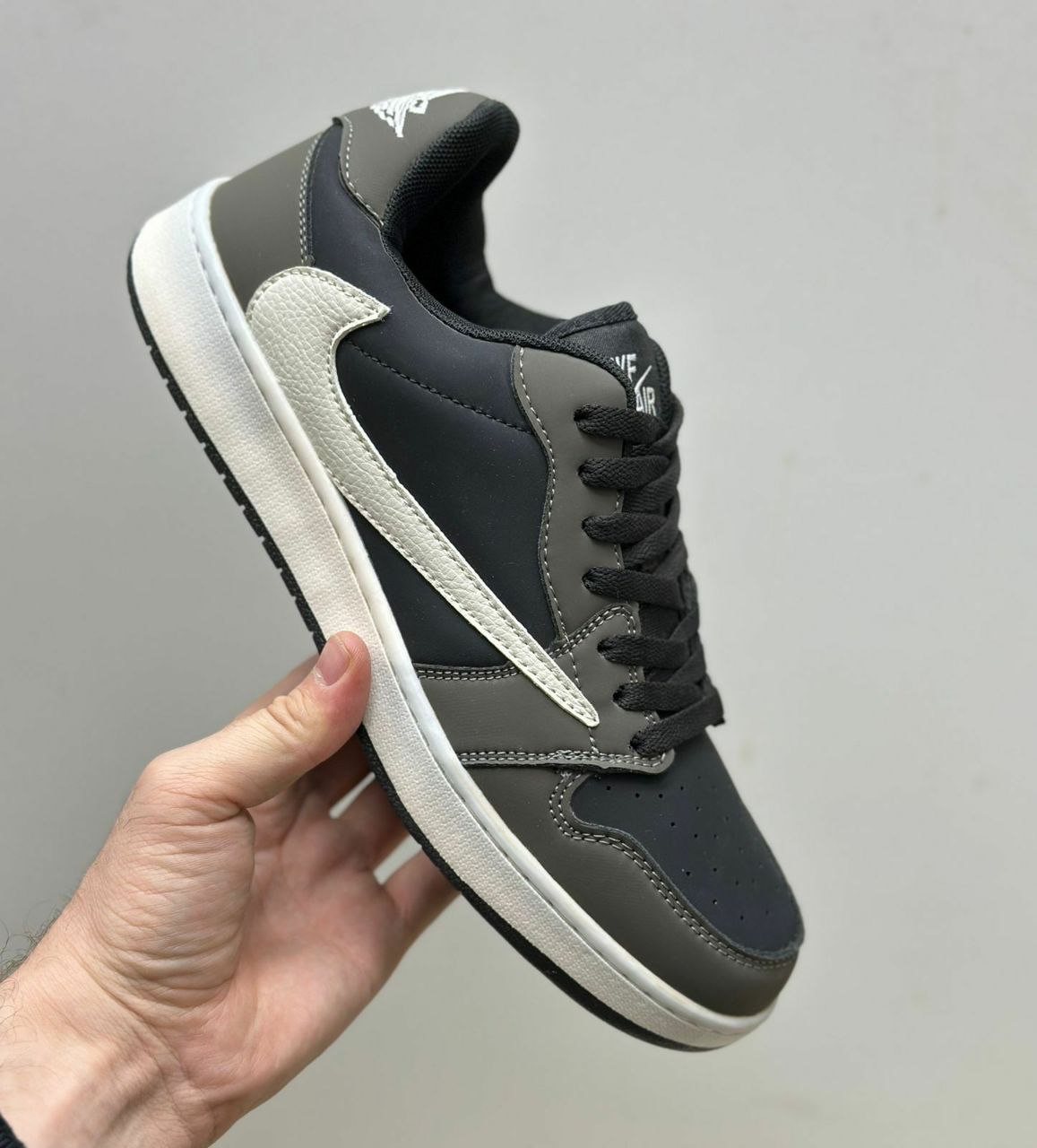 фото осенние мужские кроссовки оптом