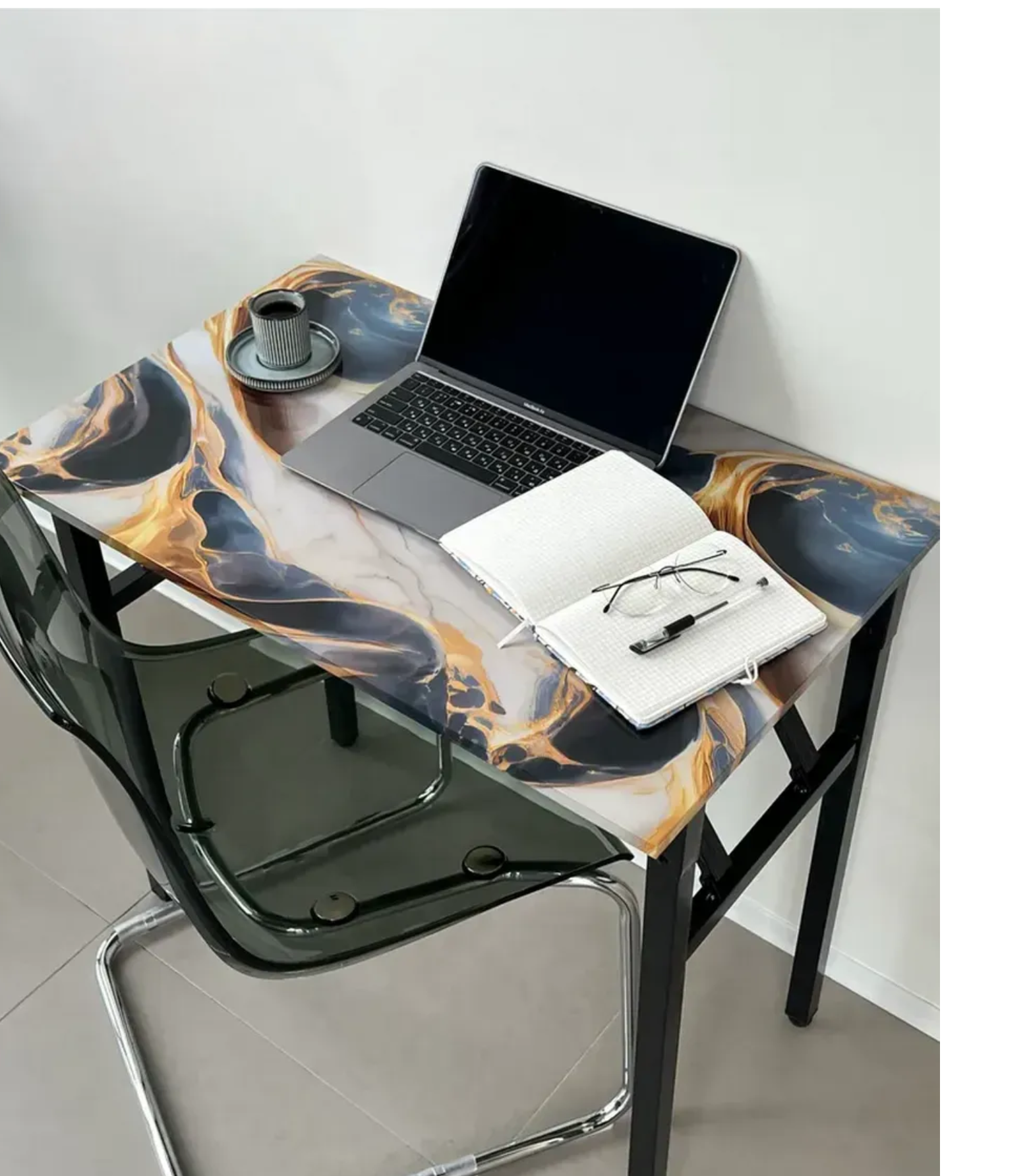 картинка Самоклеящаяся пленка от магазина Одежда+