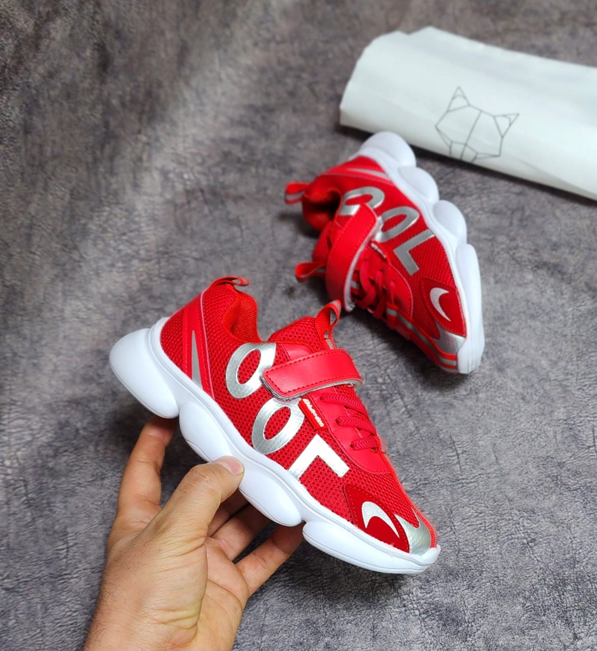 фото весенние кроссовки для мальчиков оптом