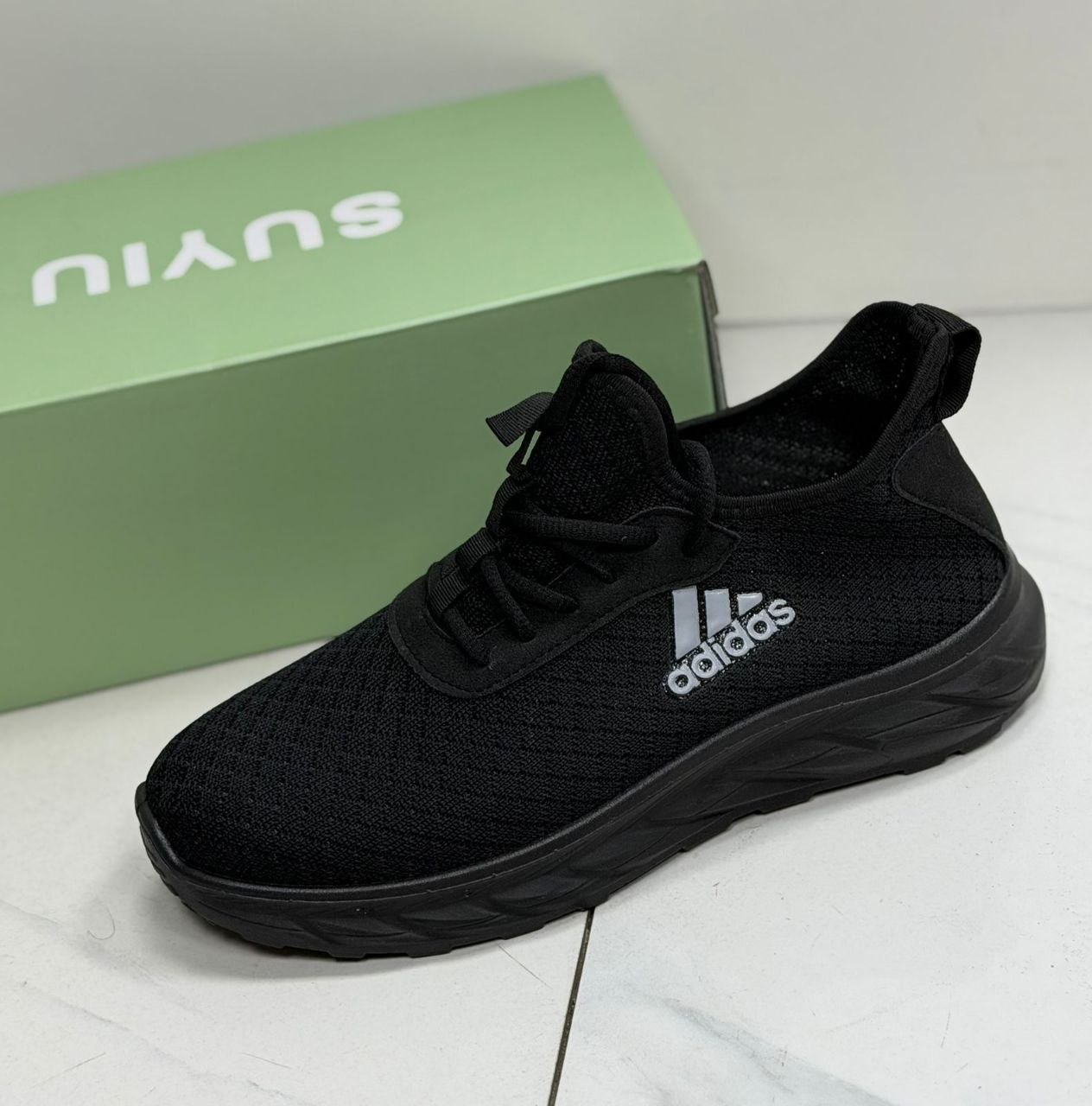 фото весенние мужские кроссовки оптом с доставкой