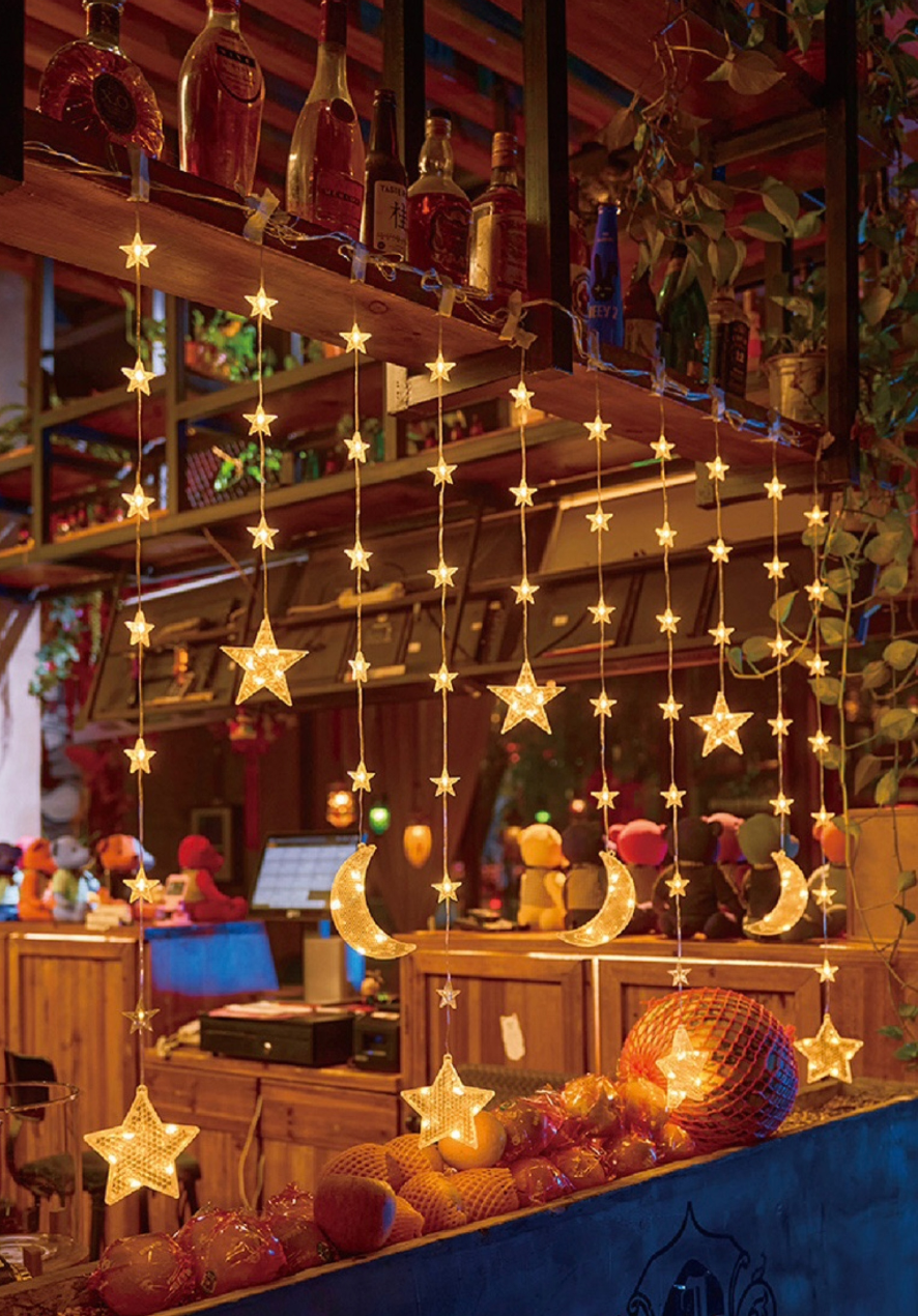 картинка Новогодняя гирлянда звезда+луна от магазина Одежда+