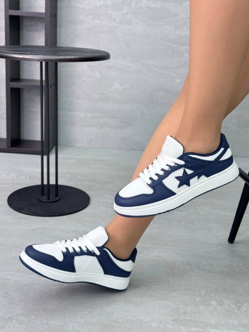 фото весенние женские кроссовки оптом