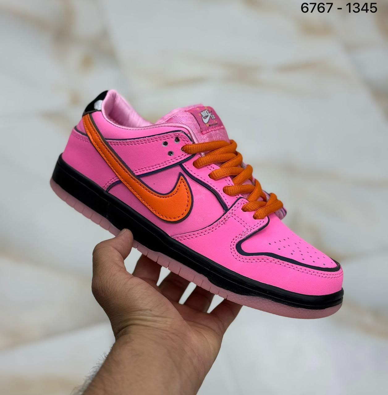 фото весенние женские кроссовки оптом