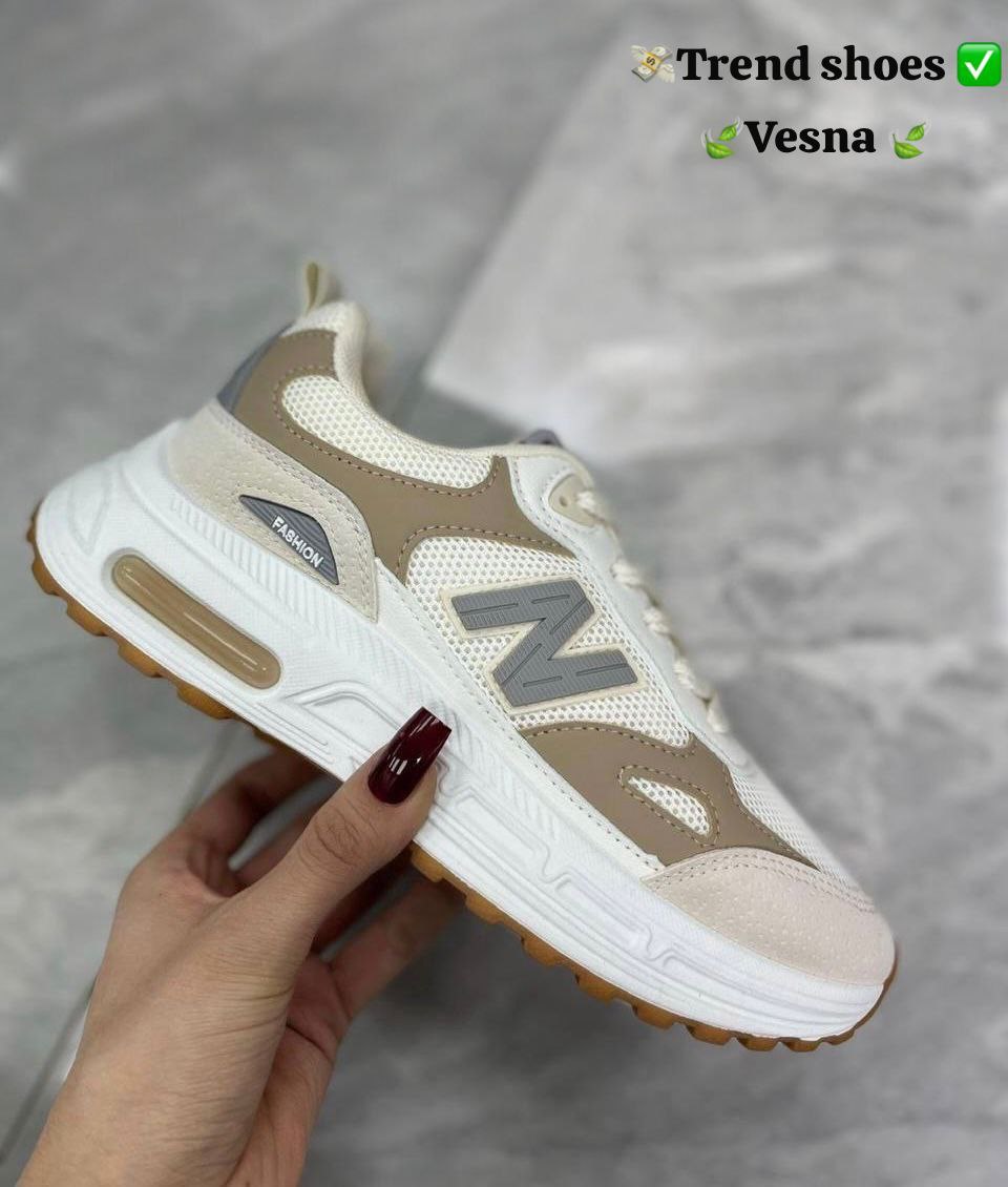 фото весенние женские кроссовки оптом