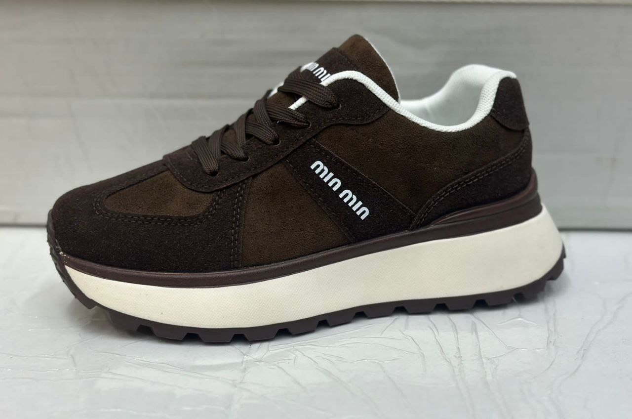 фото весенние женские кроссовки оптом