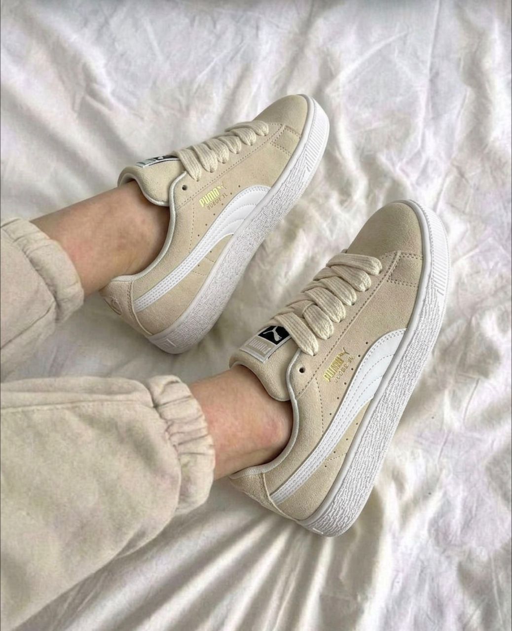 фото женские кроссовки puma бежевые 940280 оптом