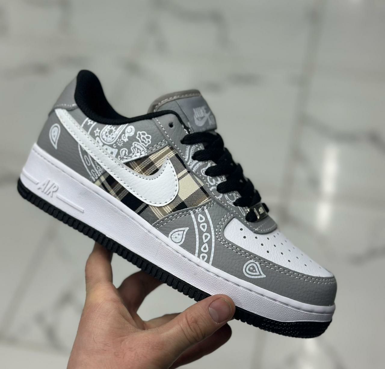 фото весенние женские кроссовки оптом