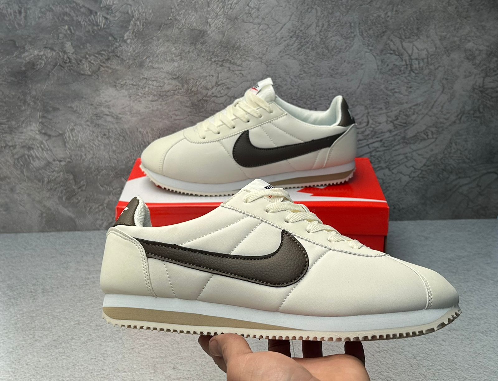 фото Мужские белые кроссовки Nike 843936 оптом с доставкой
