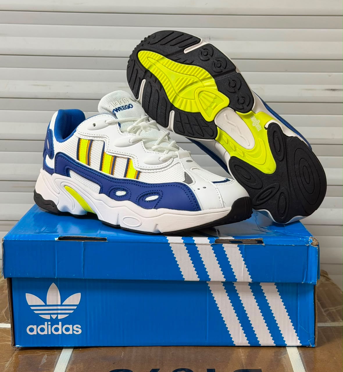 фото мужские кроссовки adidas 345246 оптом