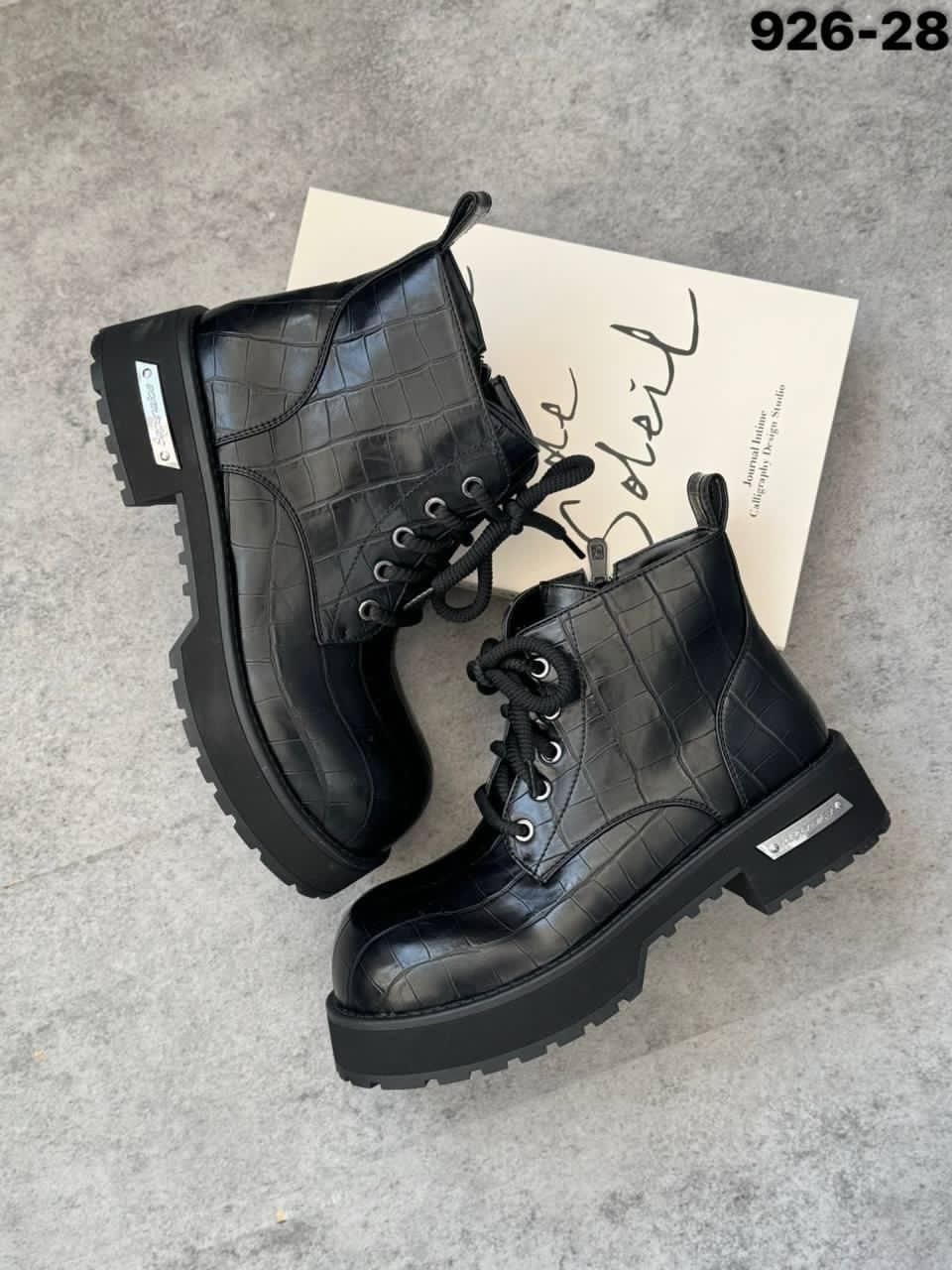 фото весенние женские ботинки оптом