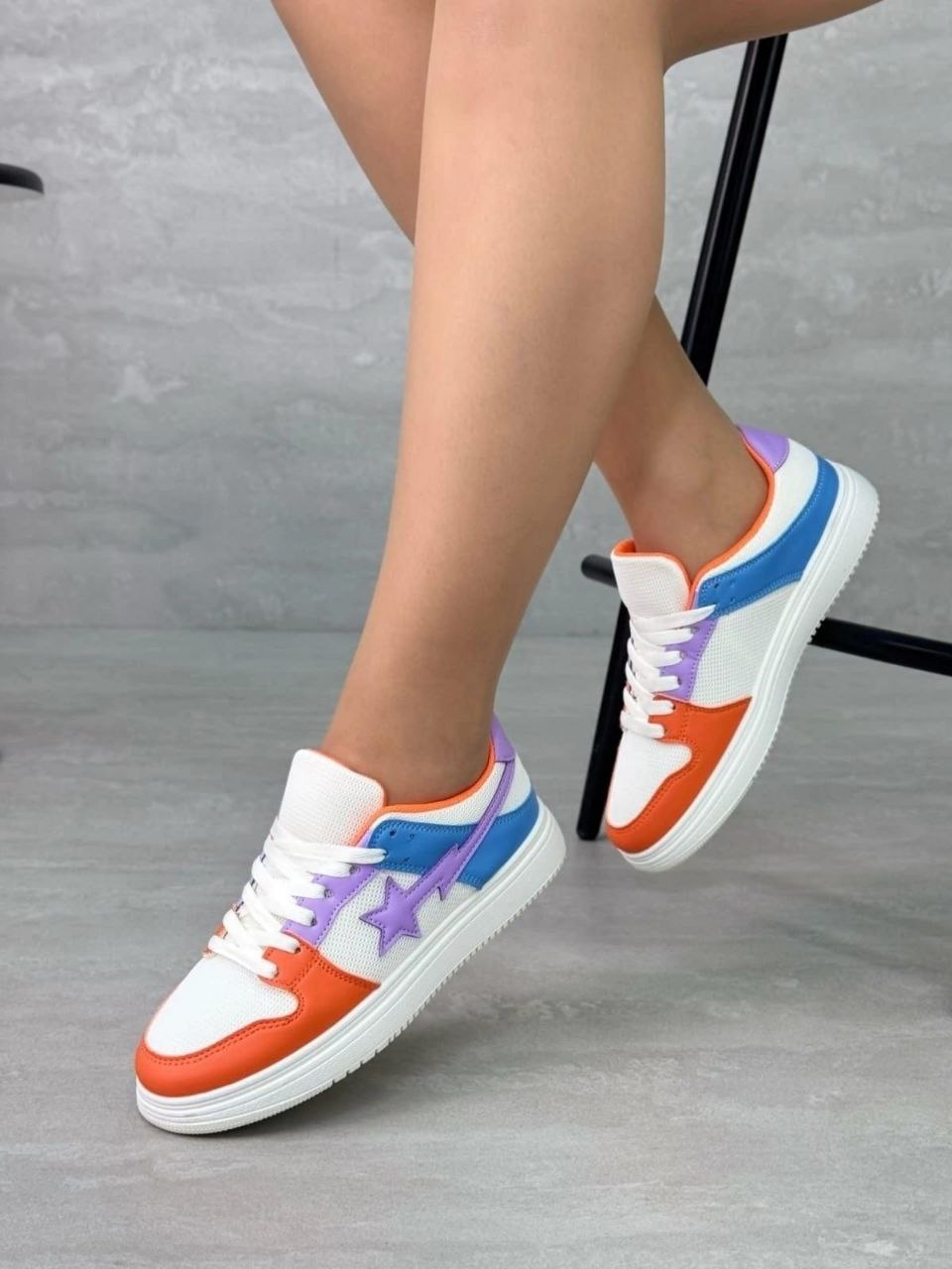 фото весенние женские кроссовки оптом