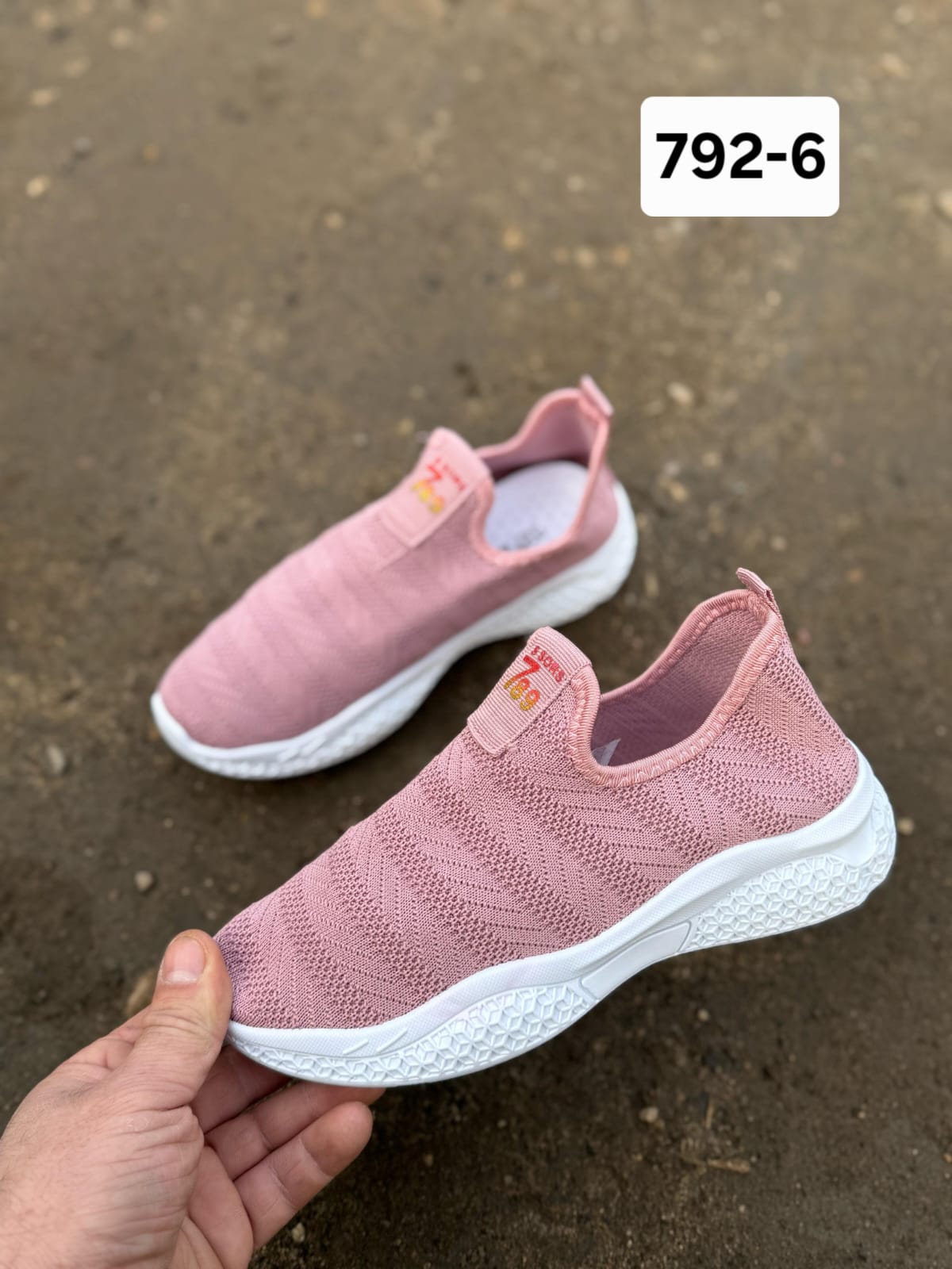 фото летние женские кроссовки оптом