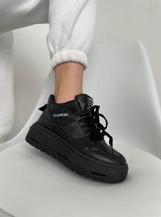 фото осенние женские кроссовки опт в России