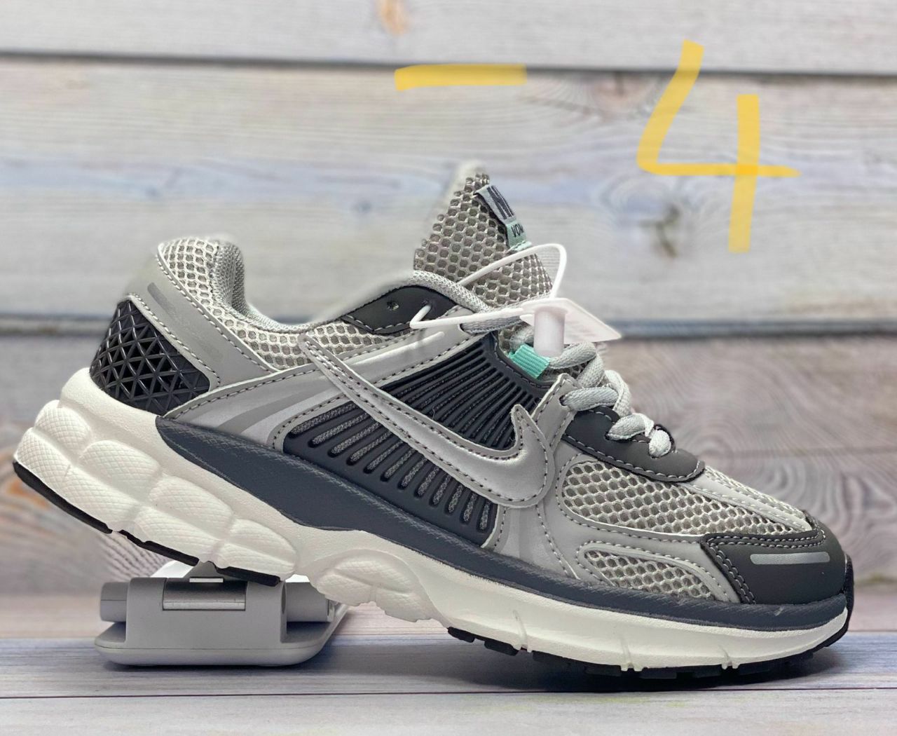 фото летние женские кроссовки оптом