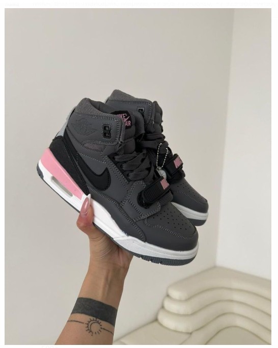 фото весенние женские кроссовки оптом