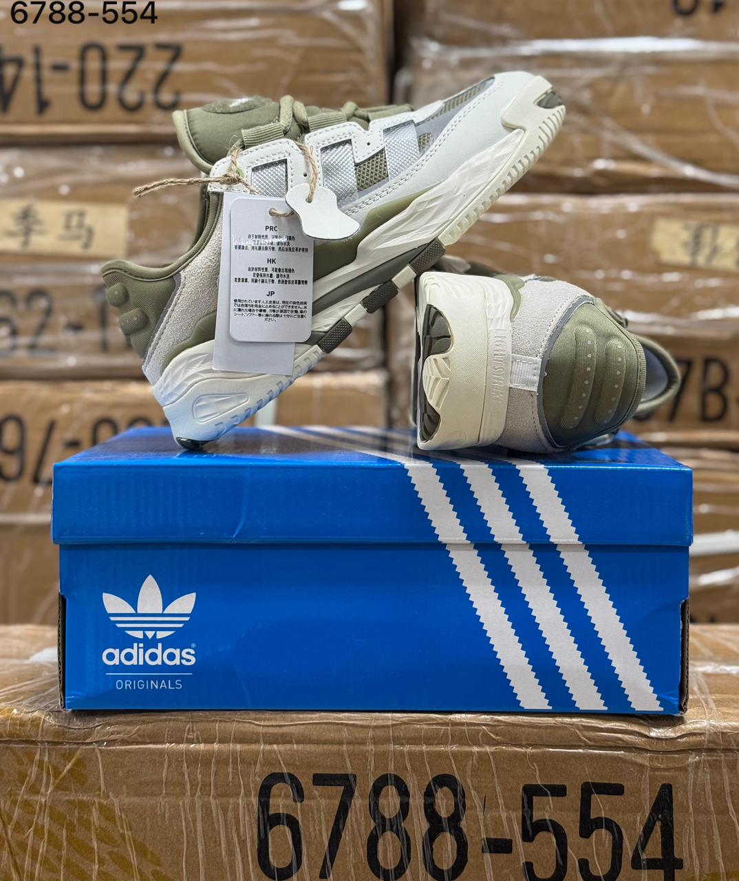 фото мужские кроссовки adidas 131601 оптом