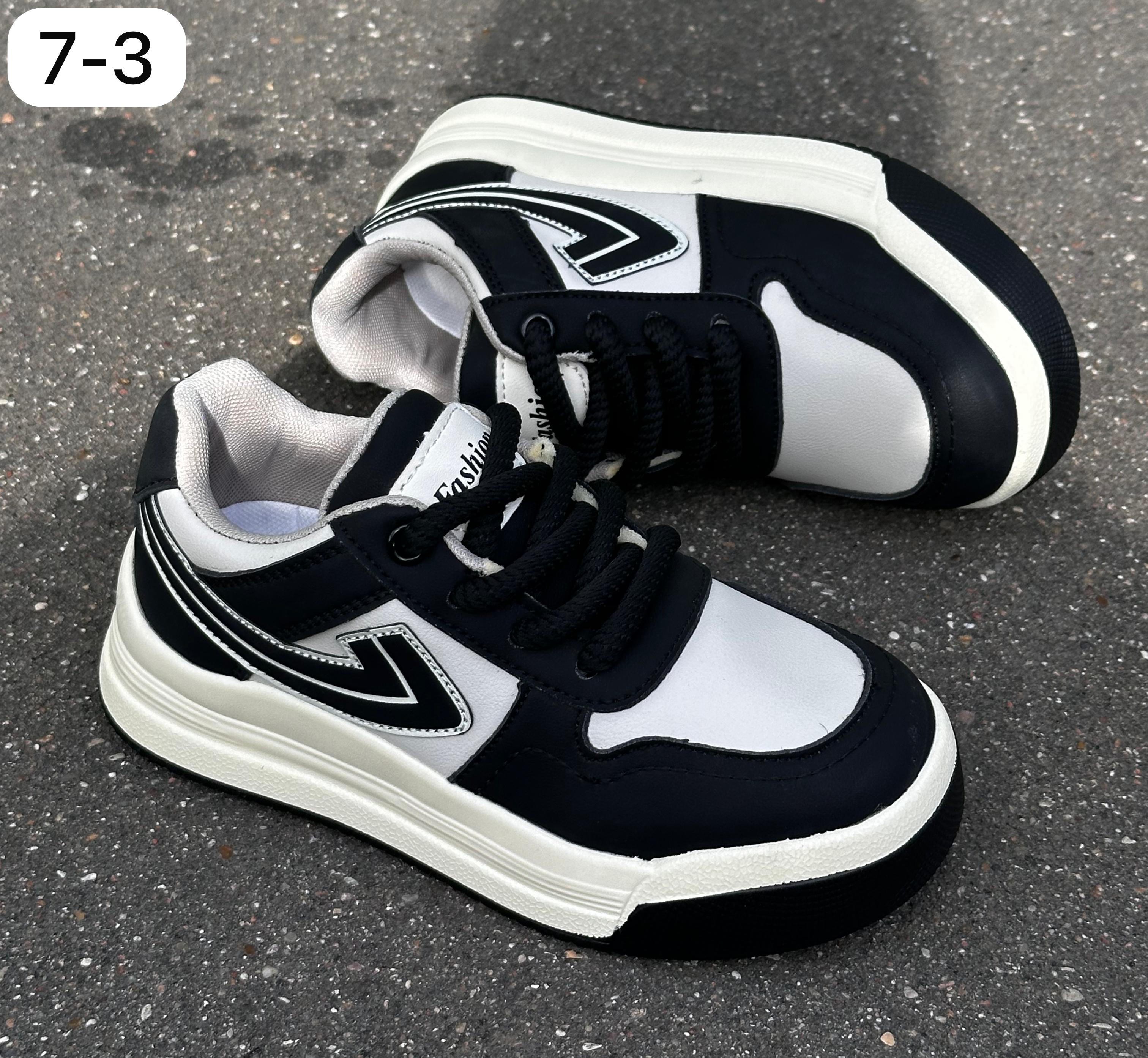 фото весенние кроссовки для мальчиков оптом