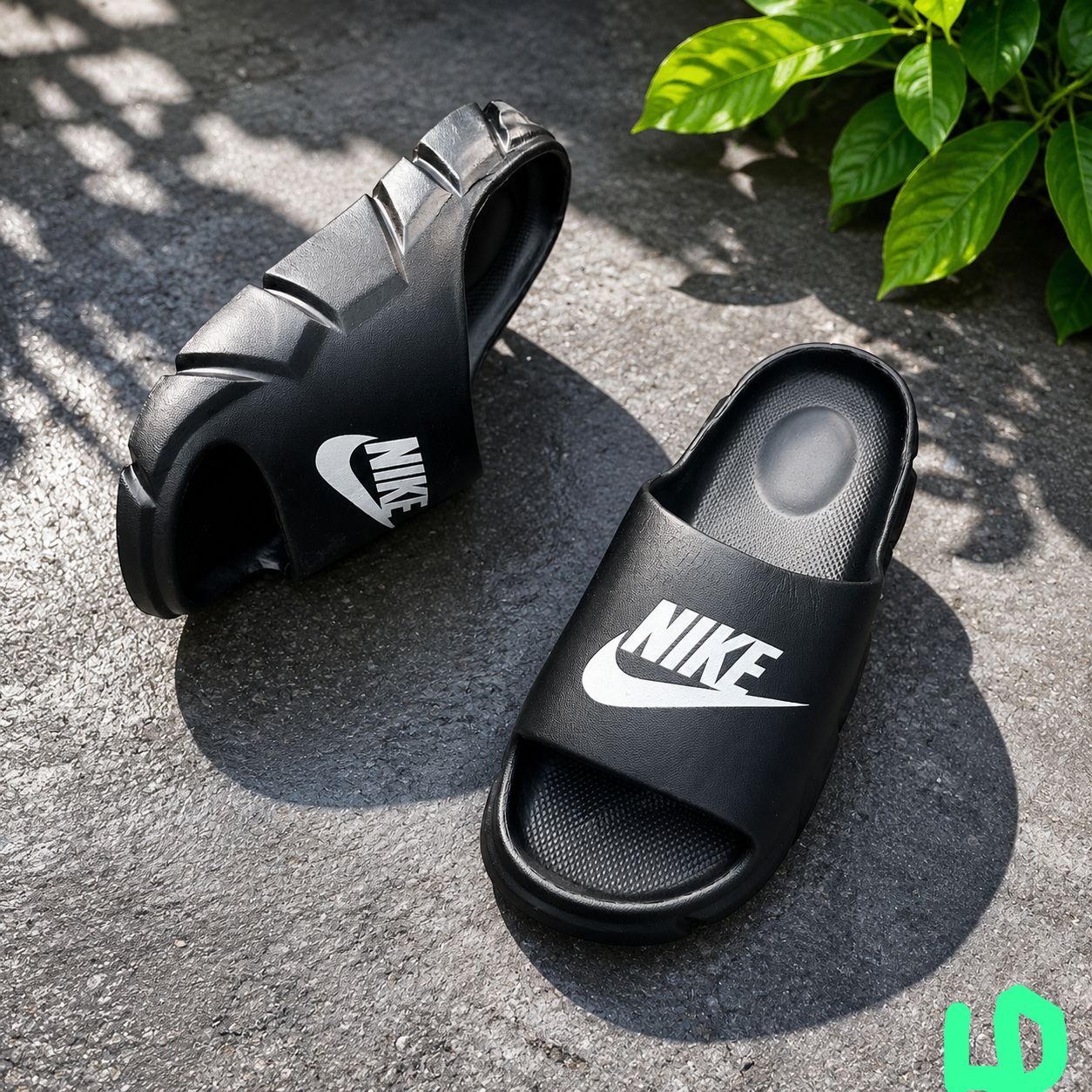 фото Мужские летние черные слайды Nike 951053 оптом в Москве