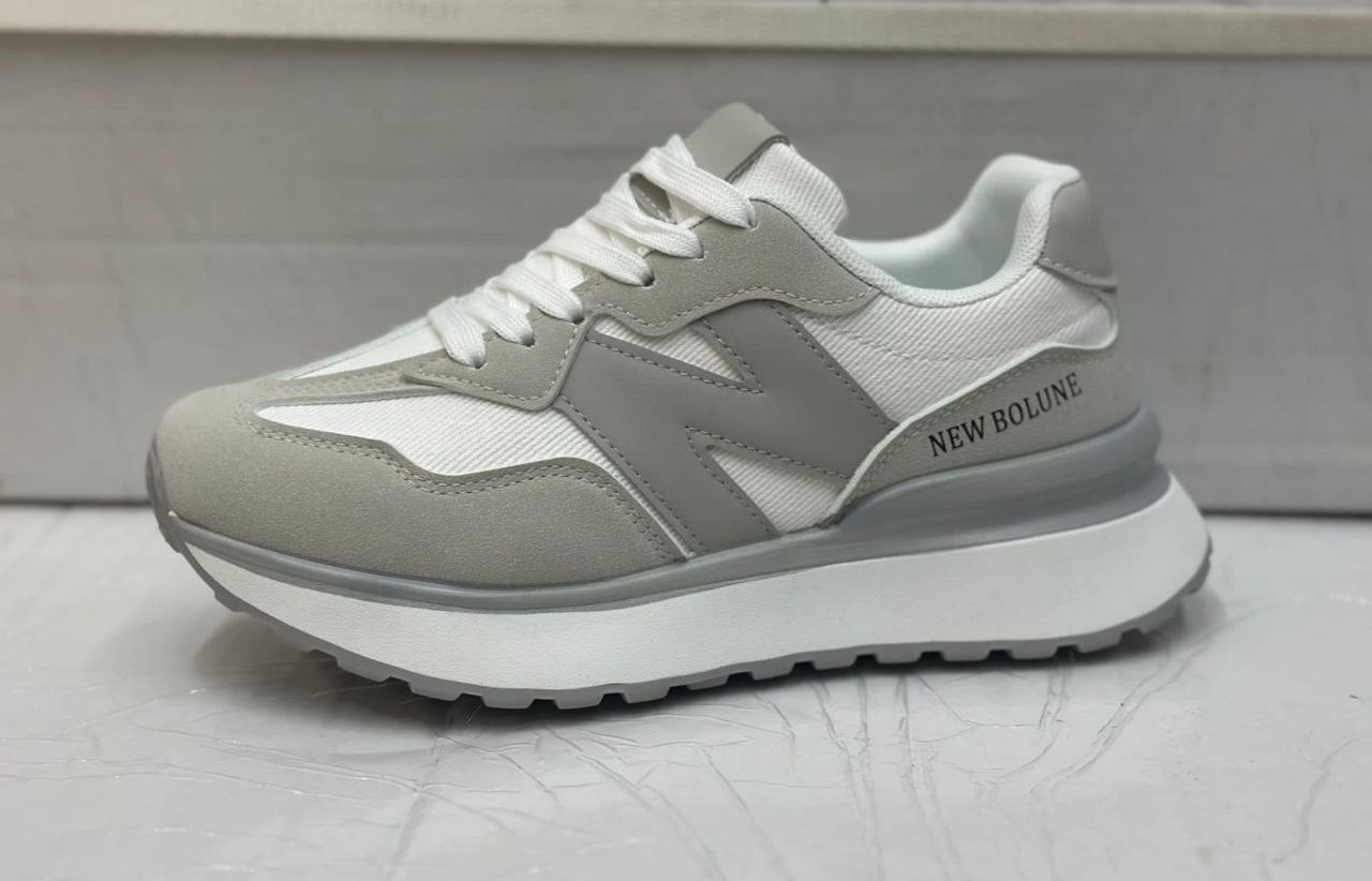 фото весенние женские кроссовки оптом