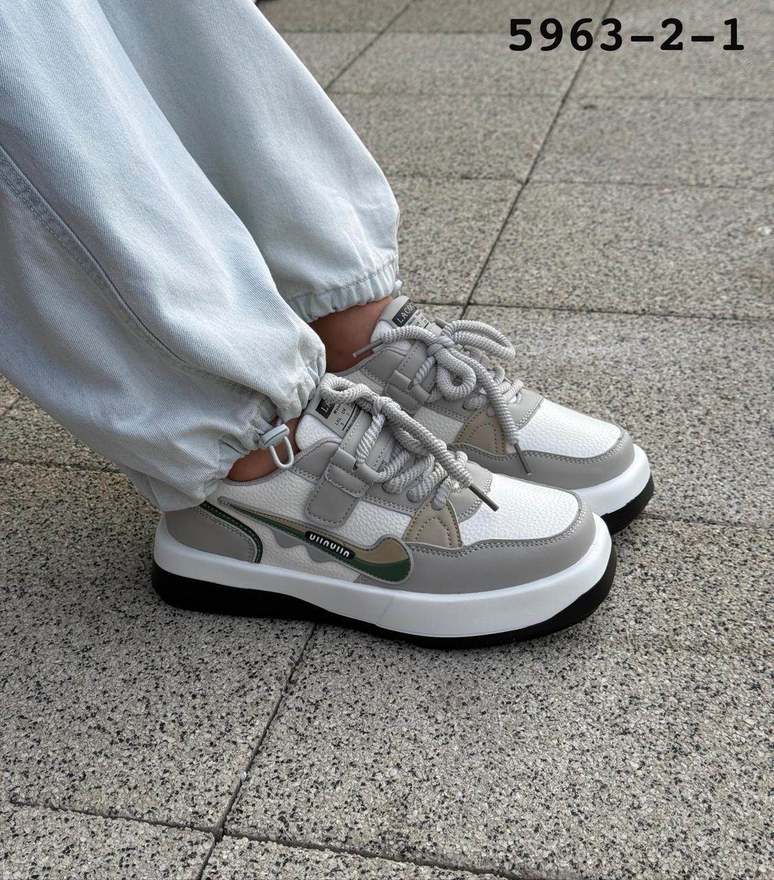 фото весенние кроссовки для девочек оптом