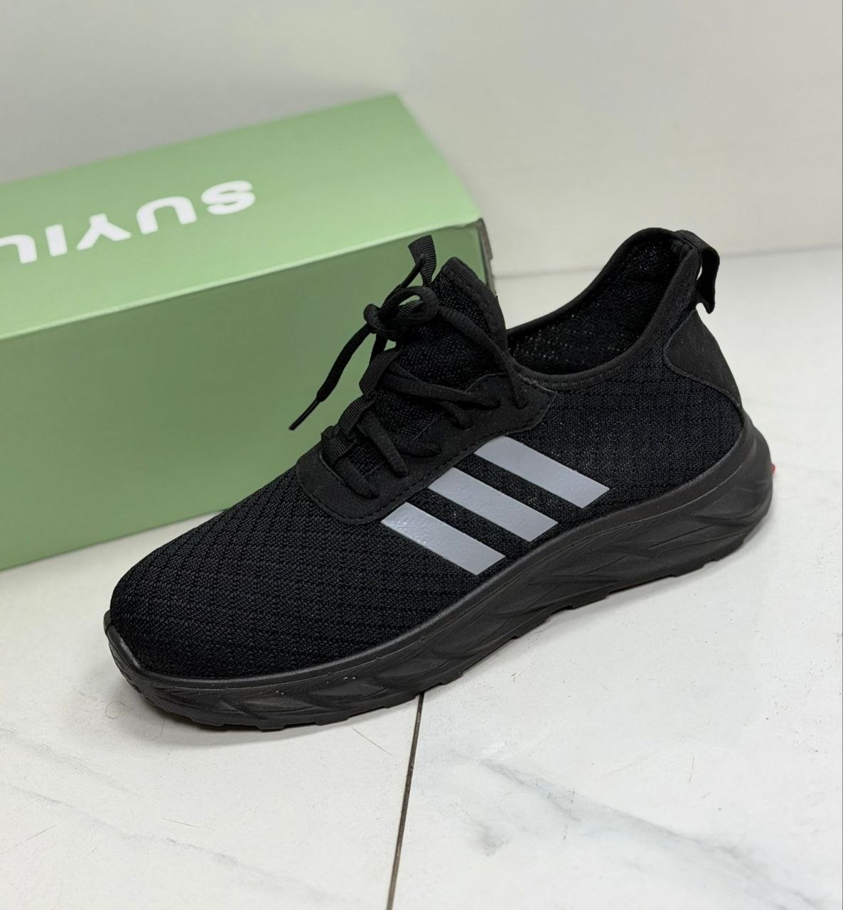 фото весенние мужские кроссовки оптом с доставкой