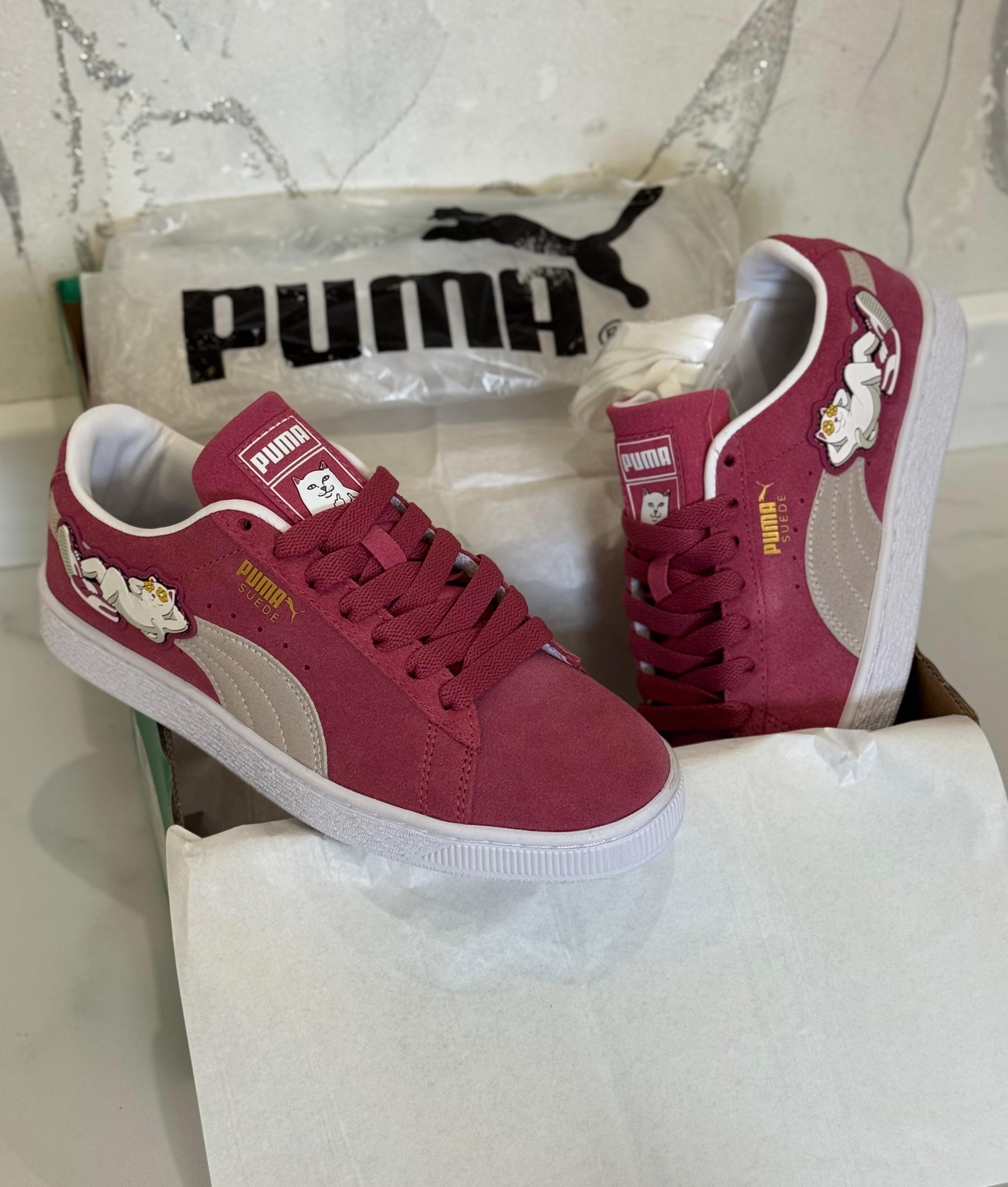фото женские весенние кроссовки puma suede с декоративными элементами 716181 оптом