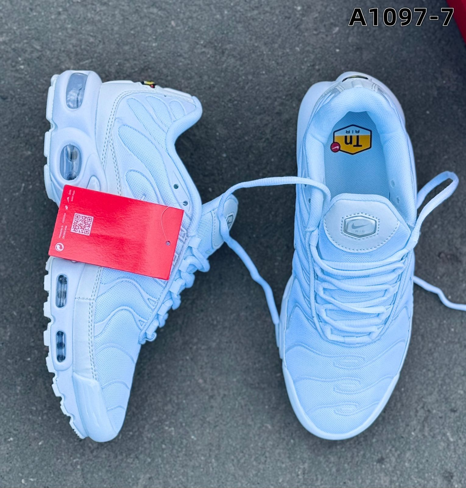 фото мужские осенние кроссовки nike 342638 оптом