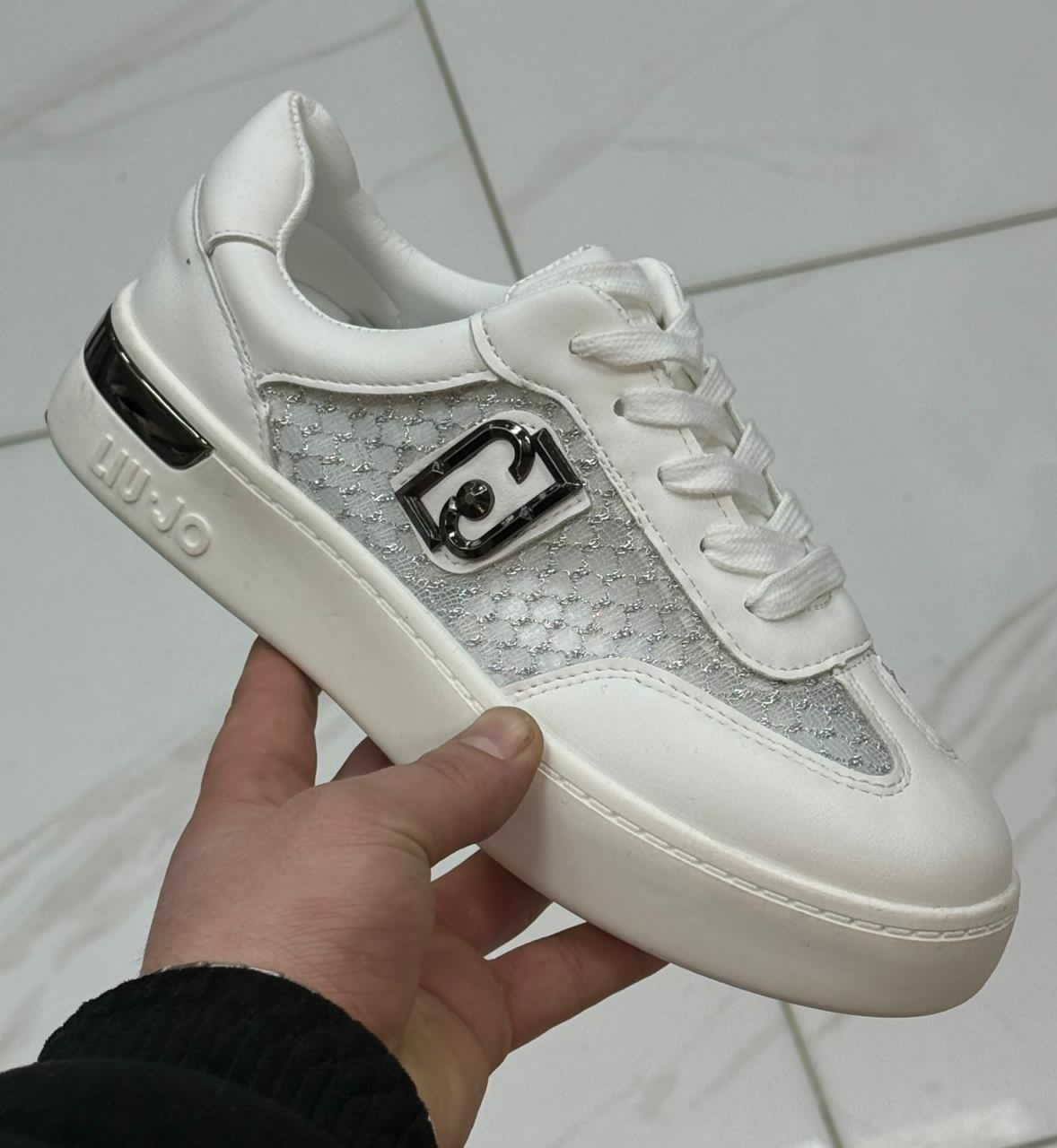 фото весенние женские кроссовки оптом