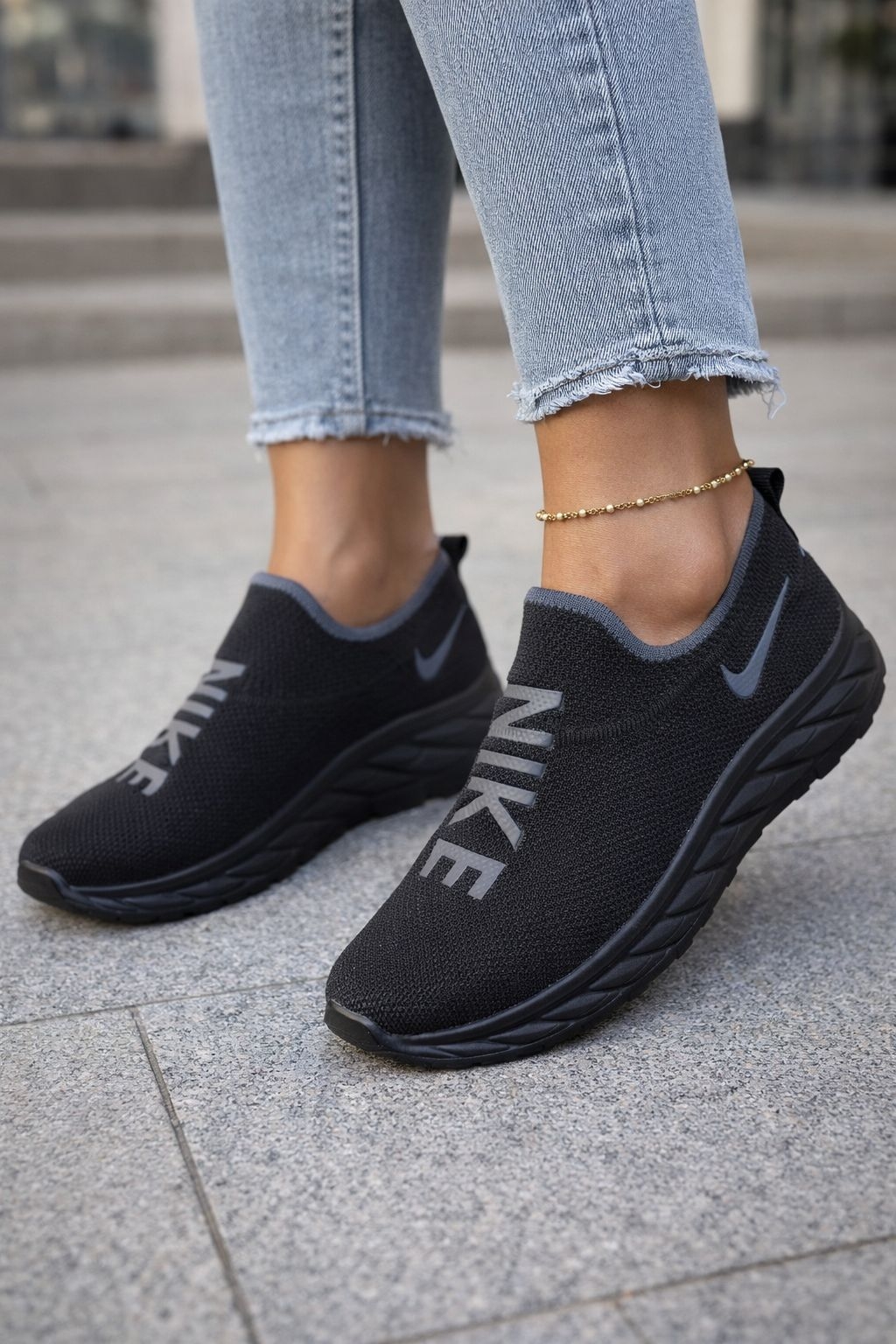 фото весенние женские кроссовки оптом