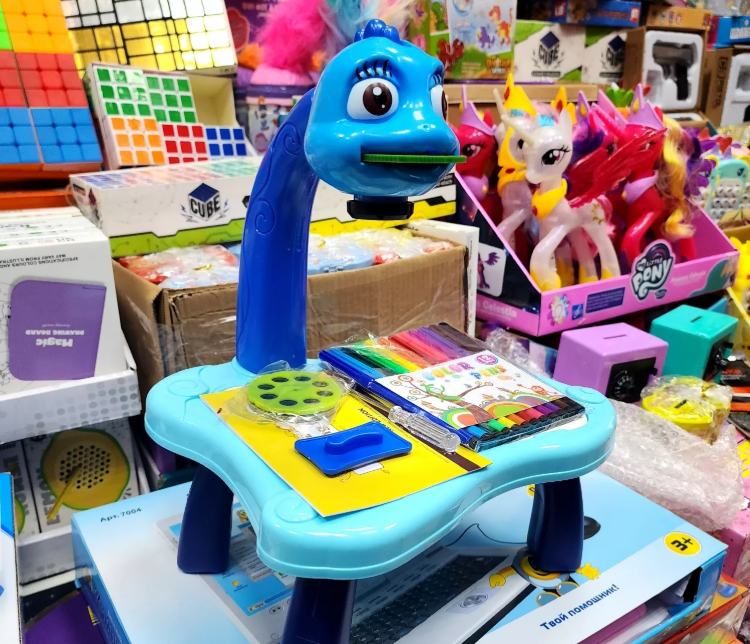 картинка Светильник проектор музыкальный от магазина Одежда+