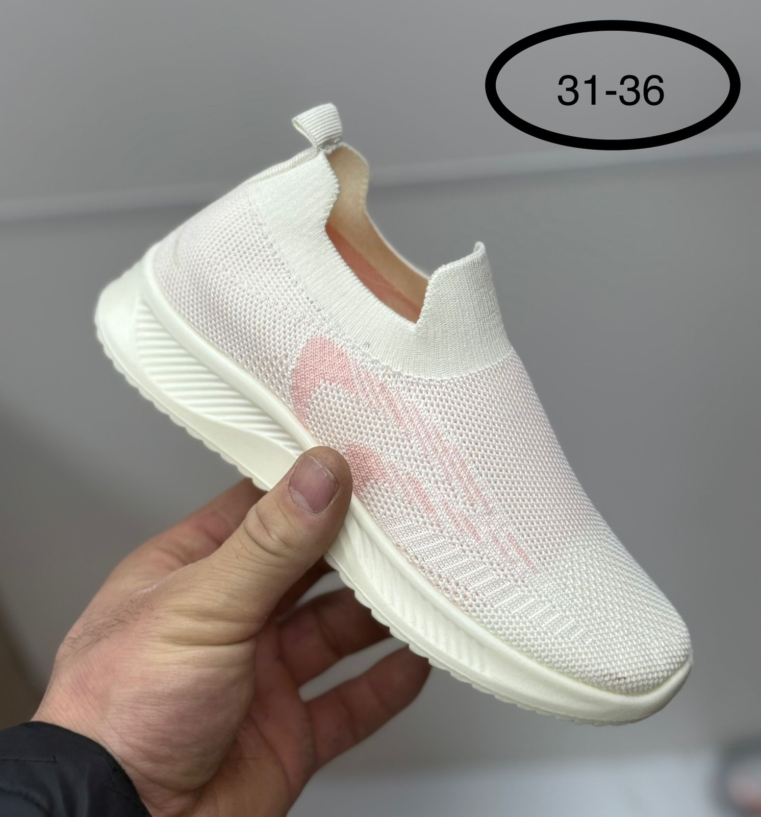 фото весенние кроссовки для девочек оптом