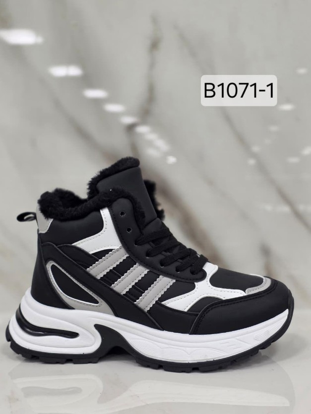 фото зимние женские кроссовки оптом с доставкой