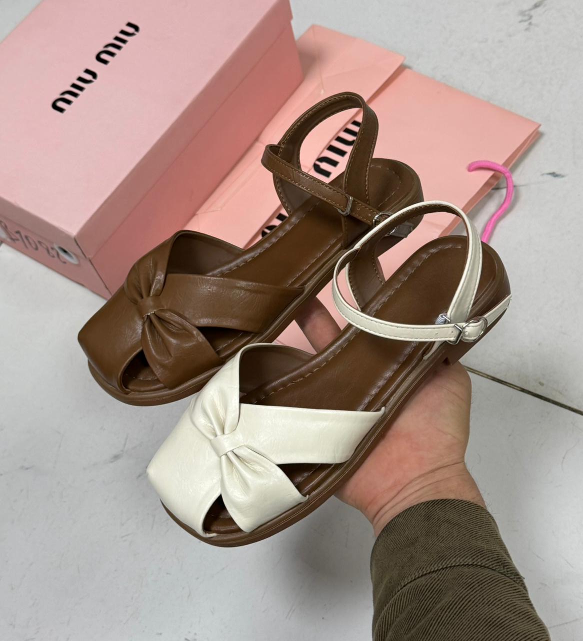 фото женские весенние сандалии с бантом 302393 оптом