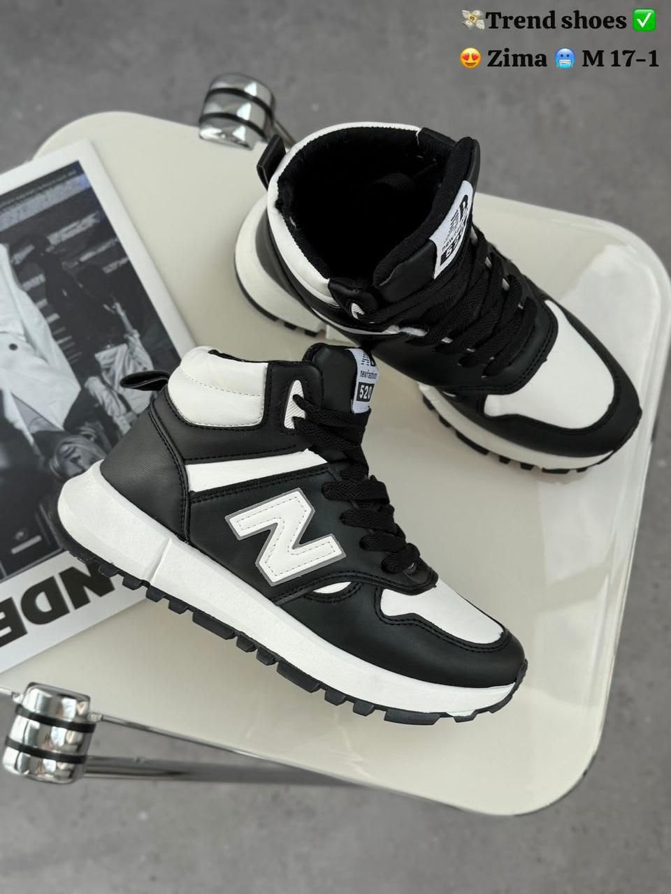 фото женские зимние кроссовки высокого кроя 111724 оптом с доставкой