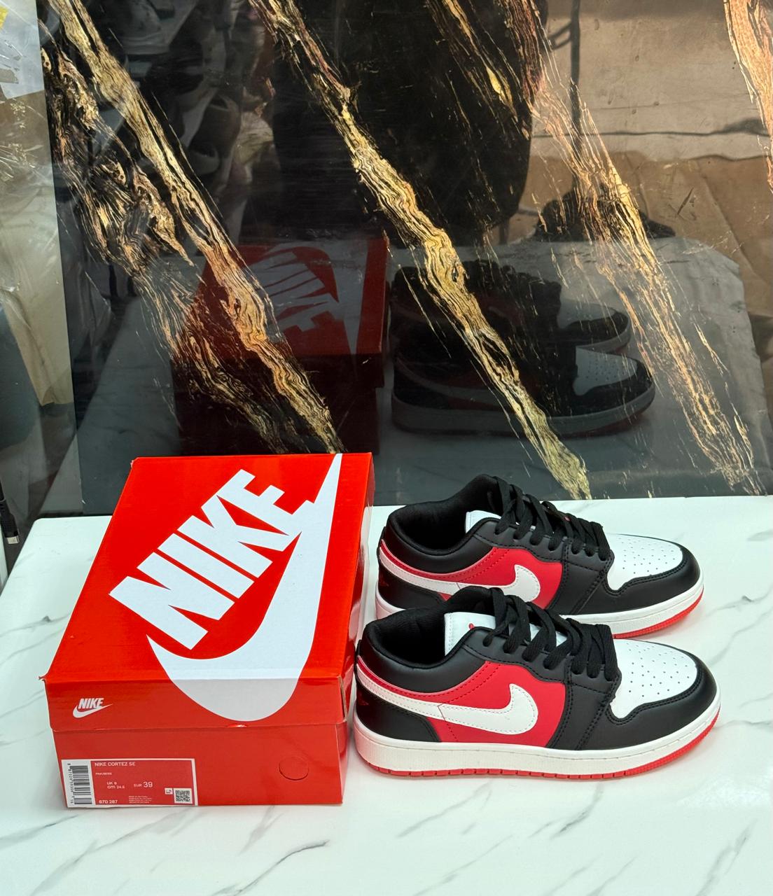 фото Мужские кроссовки Nike 648477 оптом с доставкой