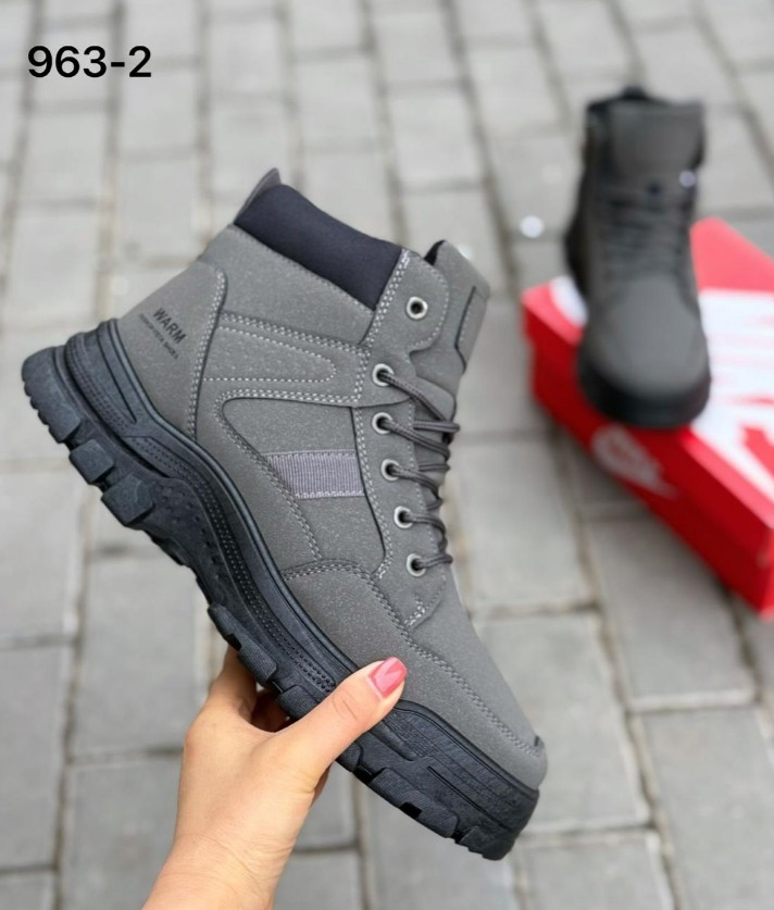 фото зимние мужские ботинки оптом