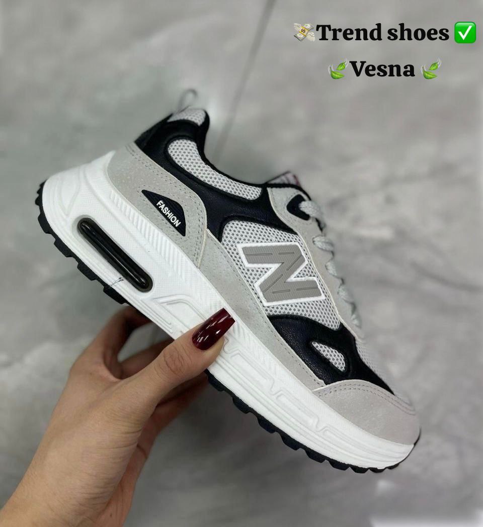 фото весенние женские кроссовки оптом