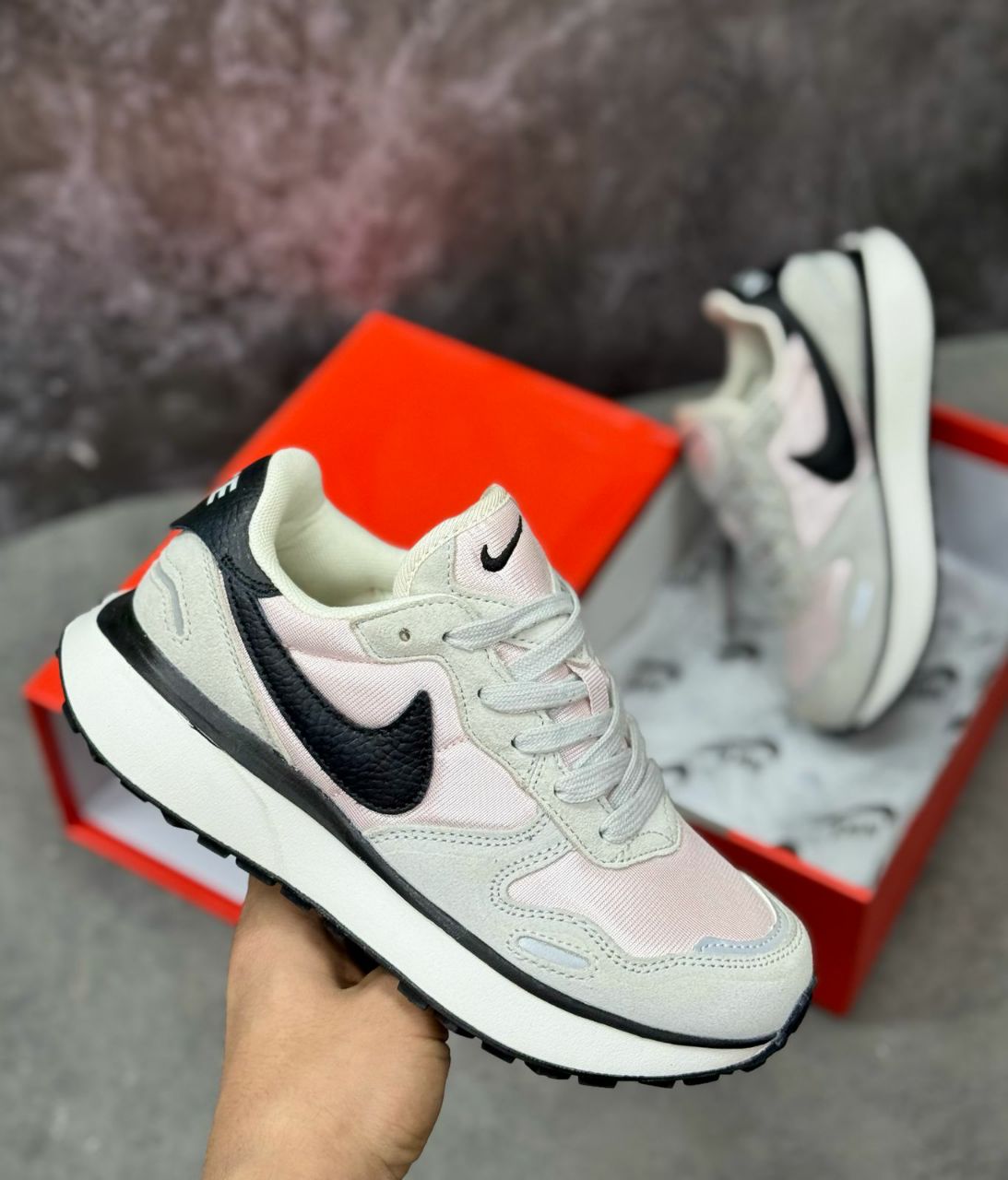 фото весенние женские кроссовки оптом