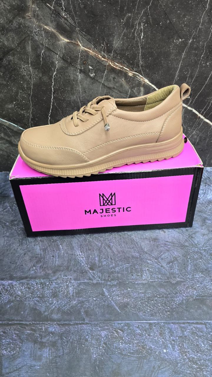 фото весенние женские кроссовки оптом