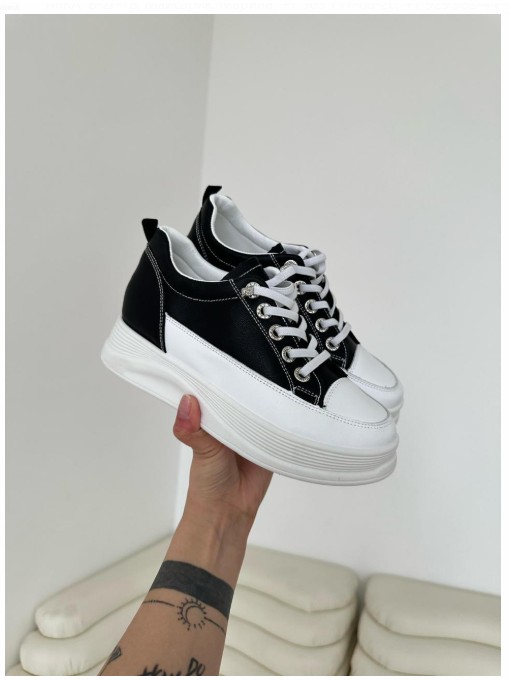 фото весенние женские кроссовки оптом