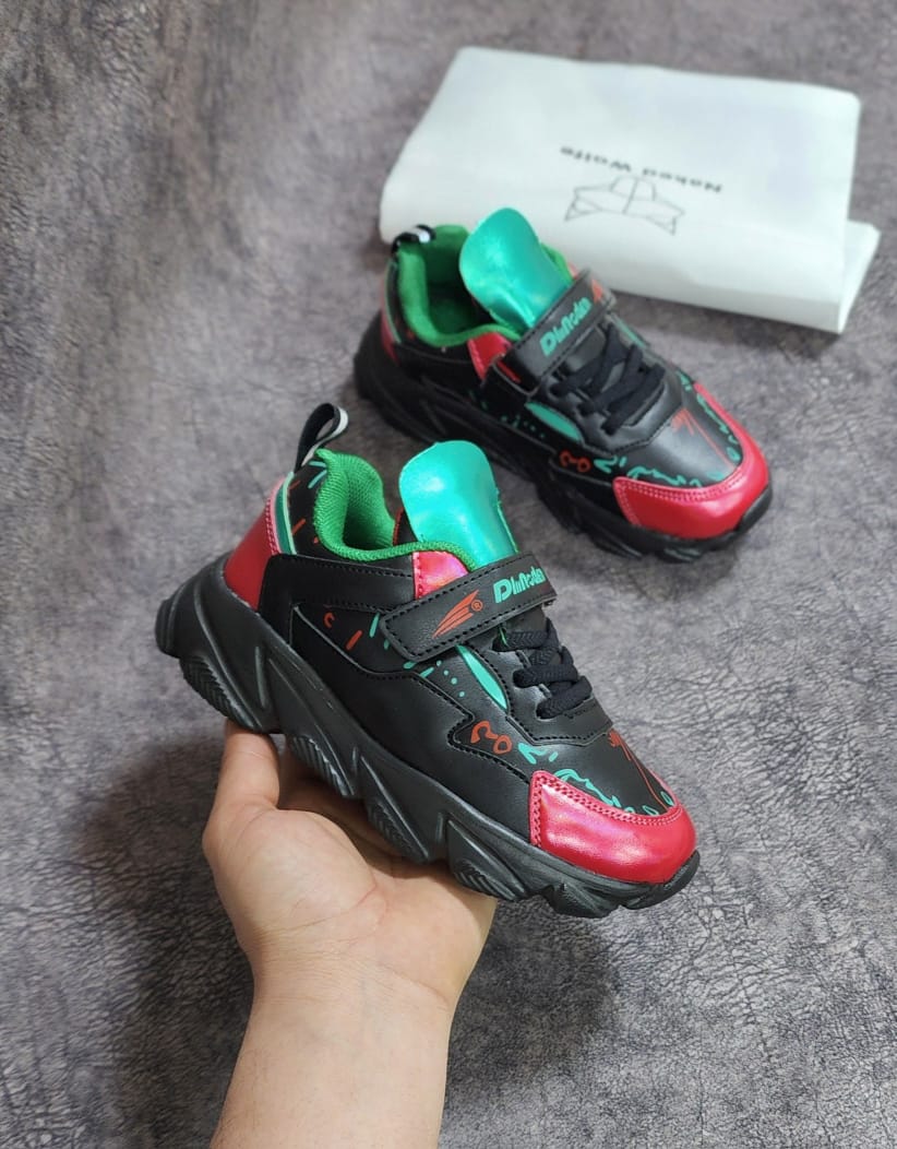 фото весенние кроссовки для мальчиков оптом