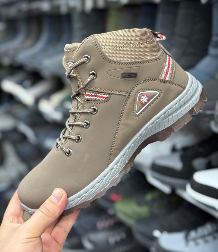 фото зимние мужские кроссовки оптом