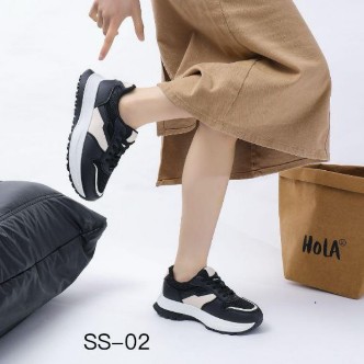 фото весенние женские кроссовки оптом