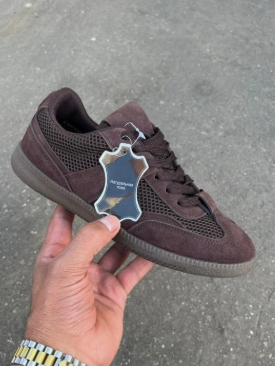 фото весенние женские кроссовки оптом