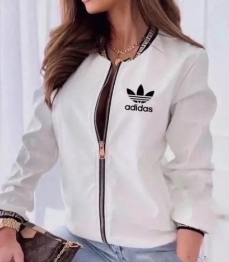 картинка Толстовка-олимпийка от магазина Одежда+